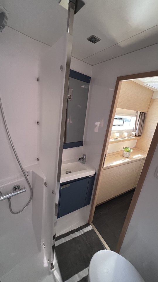Fountaine Pajot Aura 51 — photo 25