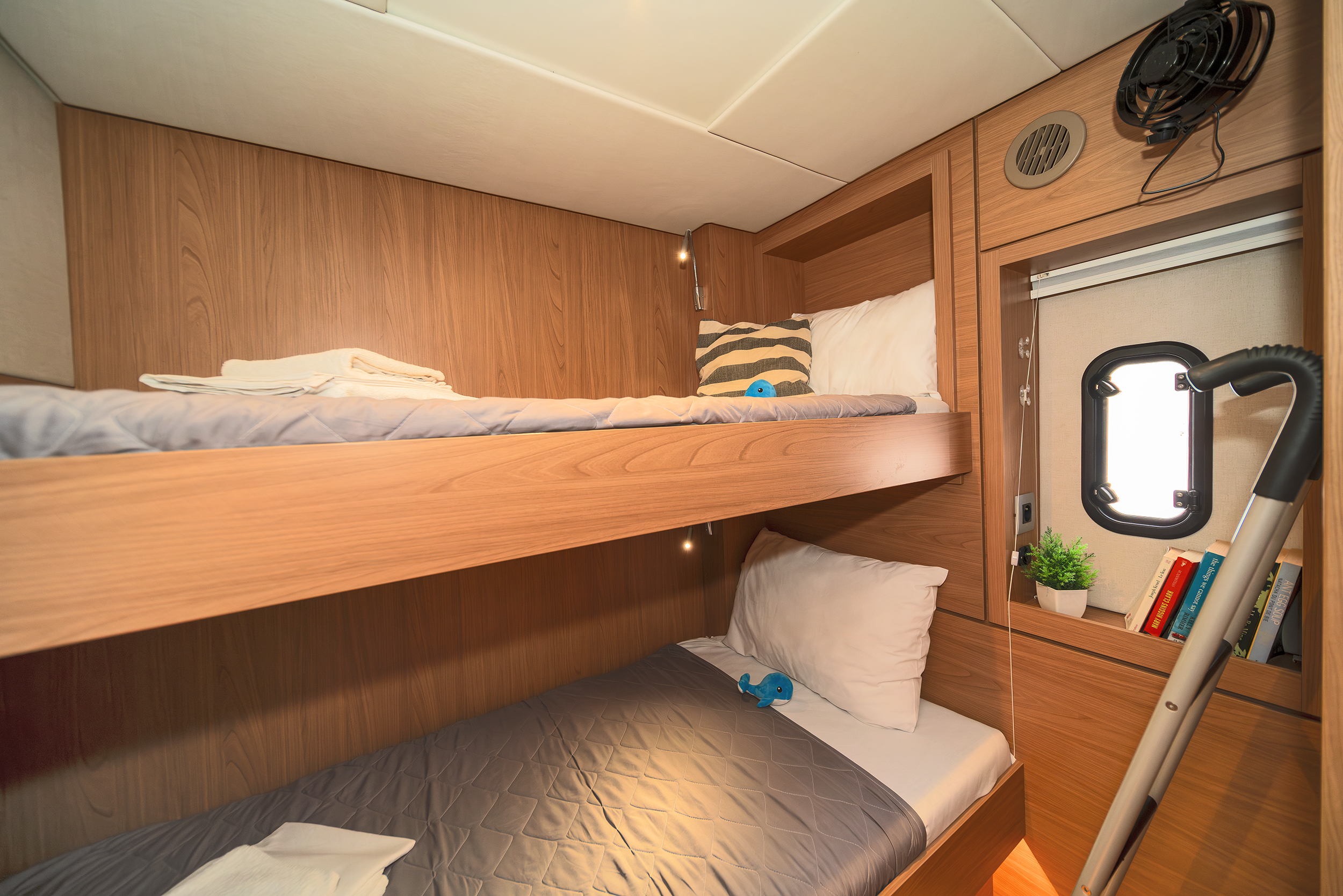 Bali 4.6 - 5 + 1 cab. — photo 22