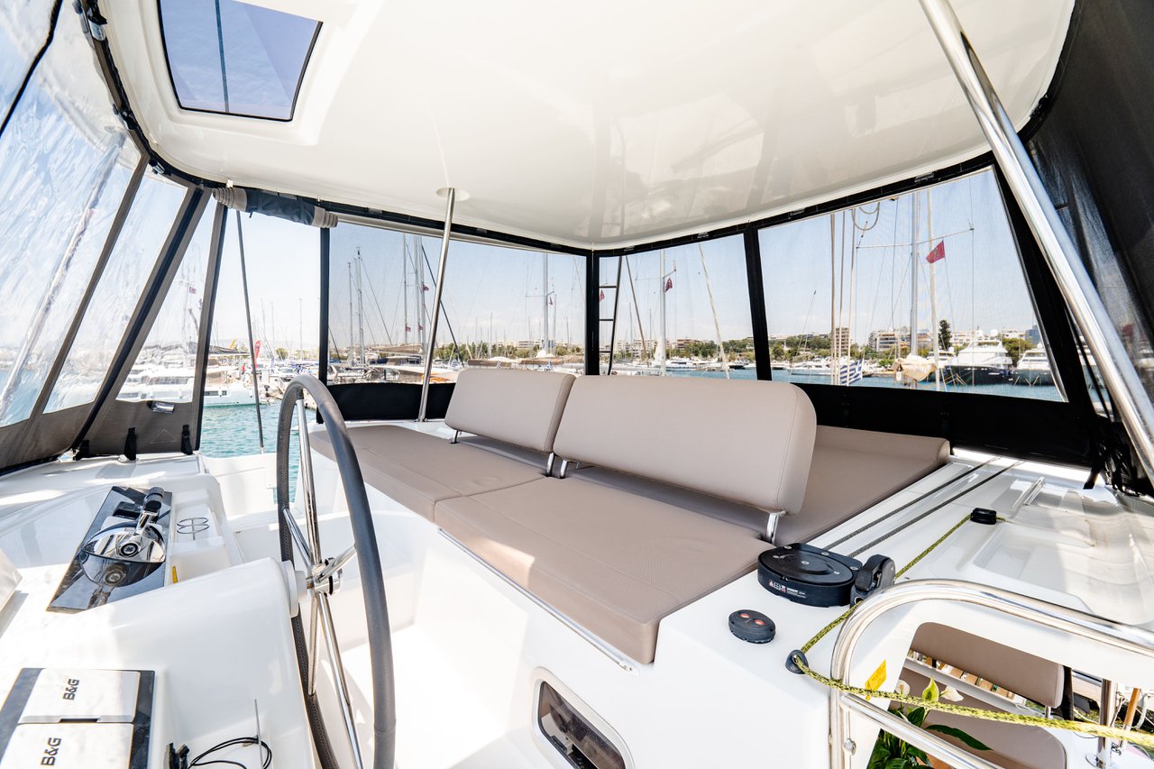 Lagoon 46 - 4 + 1 cab. — photo 10