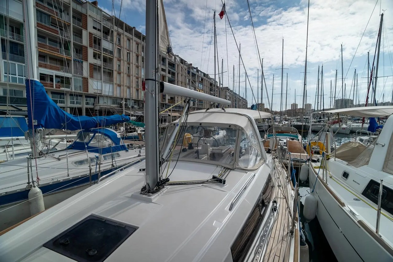 Oceanis 35.1 — photo 4