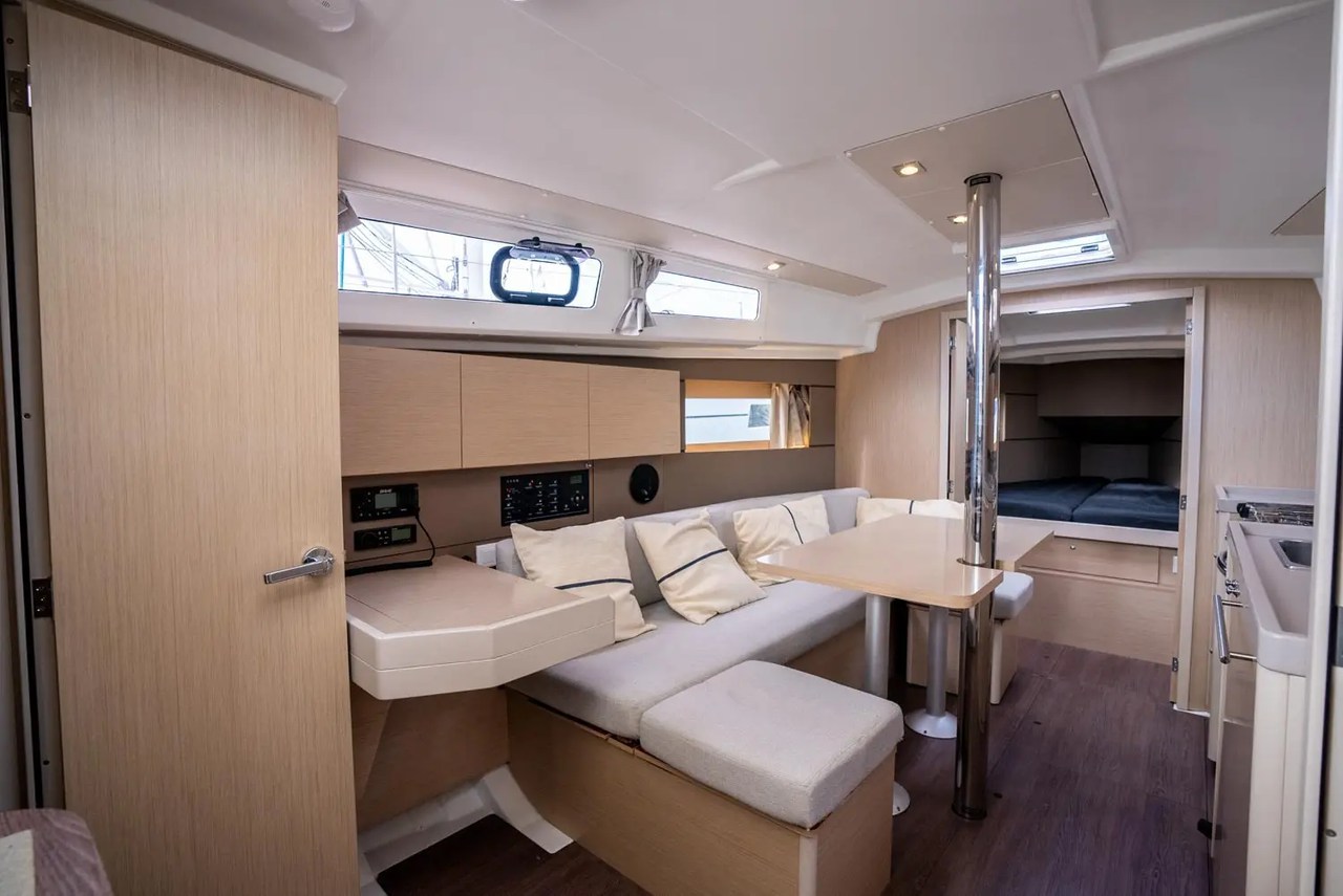 Oceanis 35.1 — photo 7