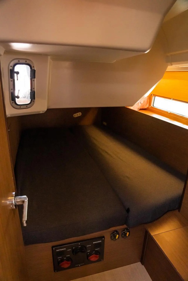 Oceanis 40.1 — photo 9