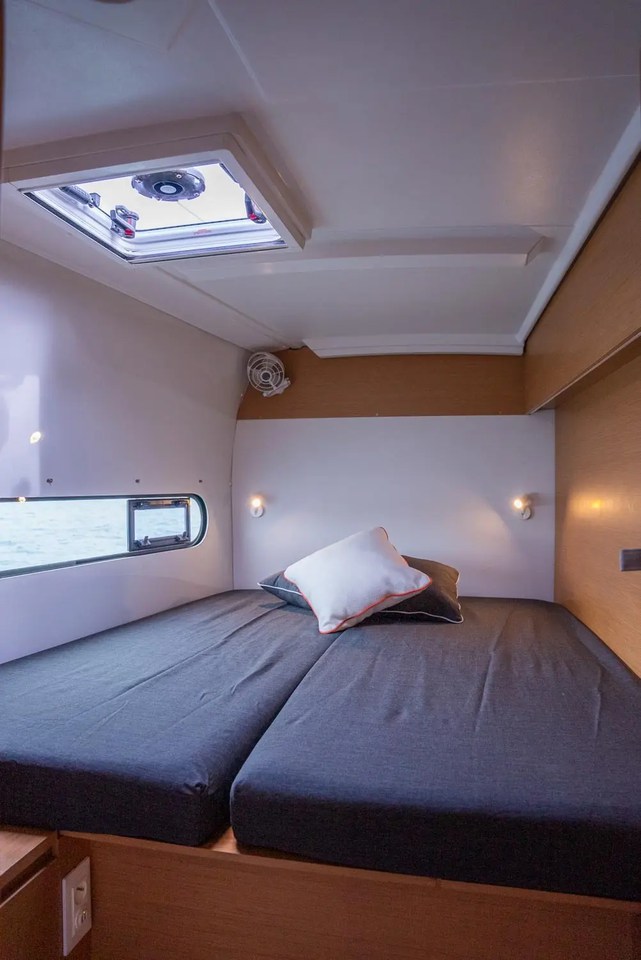 Excess 11 - 4 + 2 cab. — photo 10