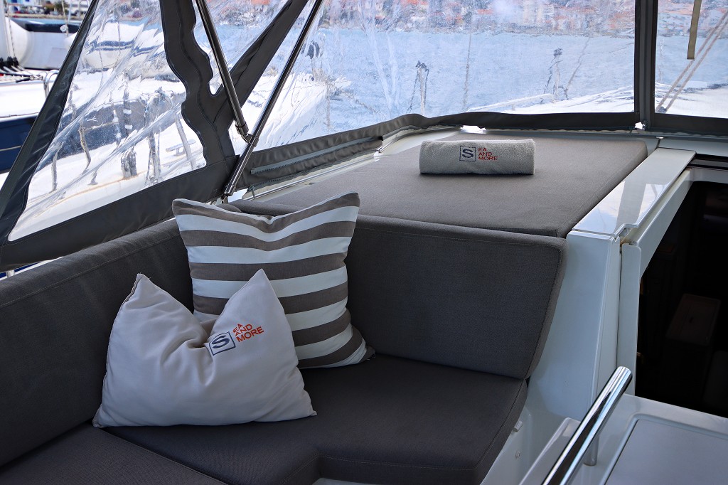 Oceanis 46.1 — photo 10