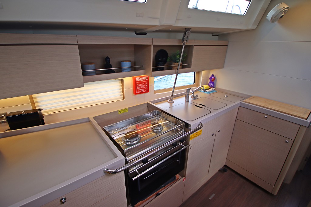 Oceanis 46.1 — photo 20