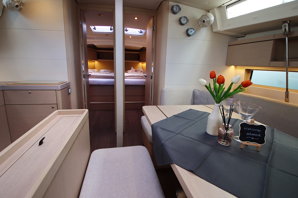 Oceanis 46.1 — photo 30