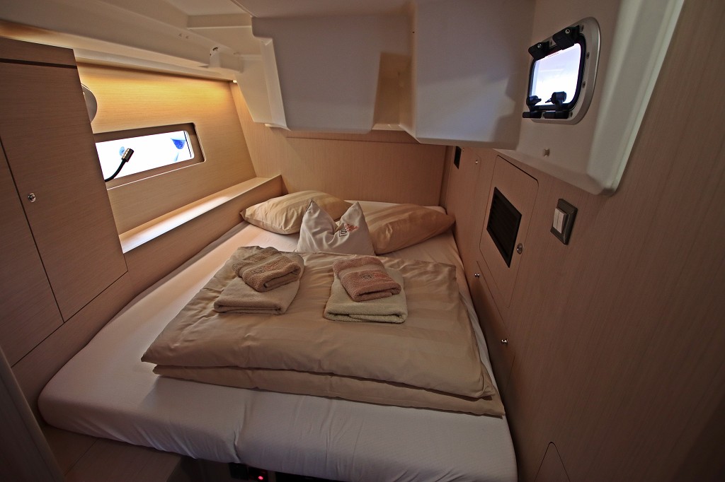 Oceanis 46.1 — photo 31