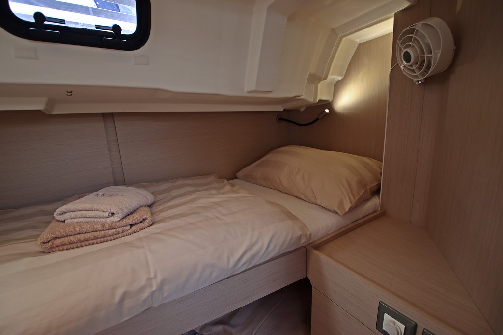 Oceanis 46.1 — photo 32