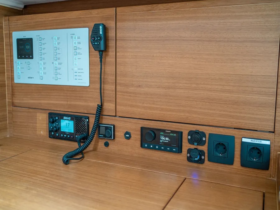 Elan Impression 45.1 - 3 cab. — photo 6