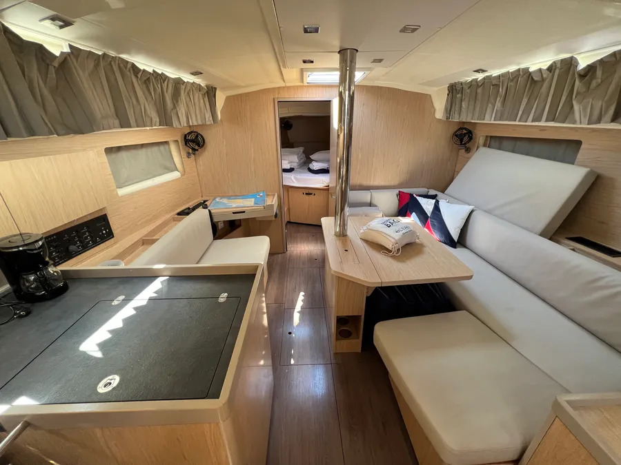 Oceanis 41.1 — photo 3