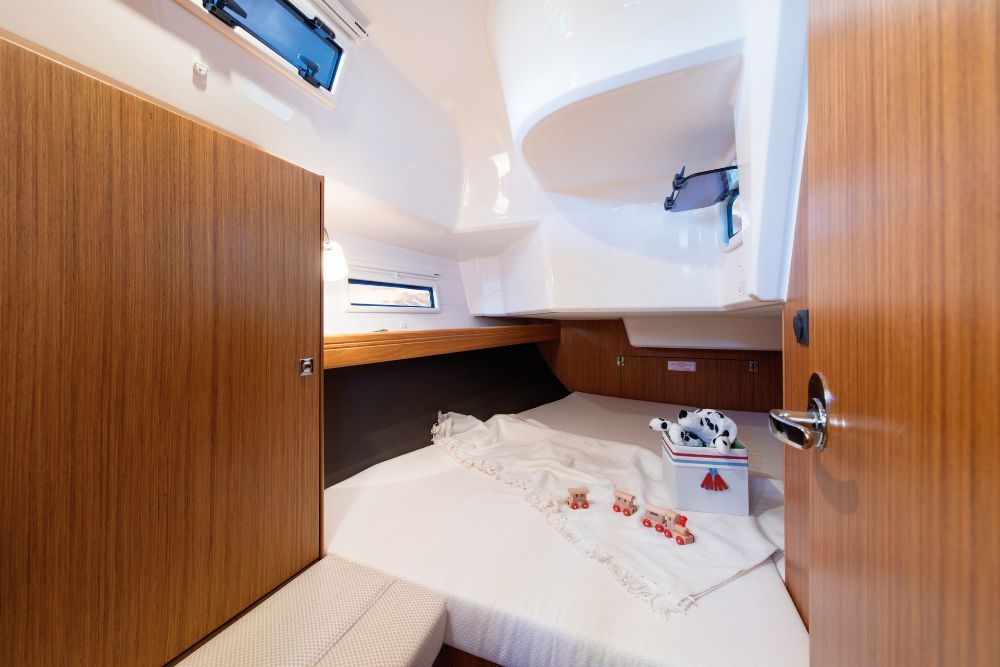 Bavaria Cruiser 37 - 3 cab. — photo 19