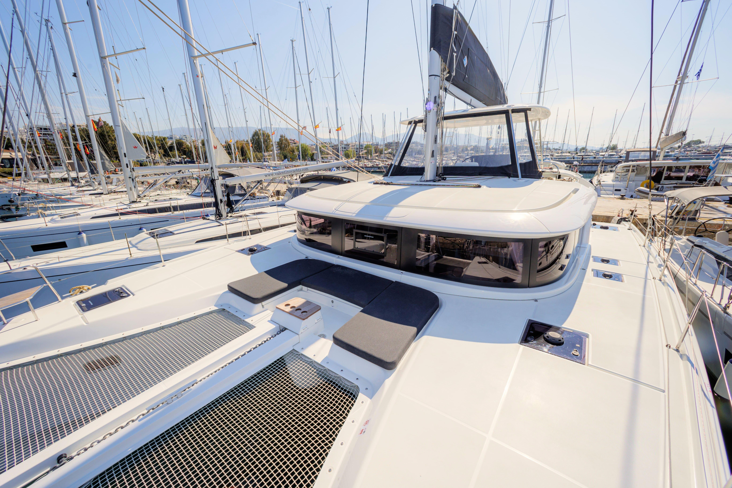 Lagoon 46 - 4 + 2 cab. — photo 7