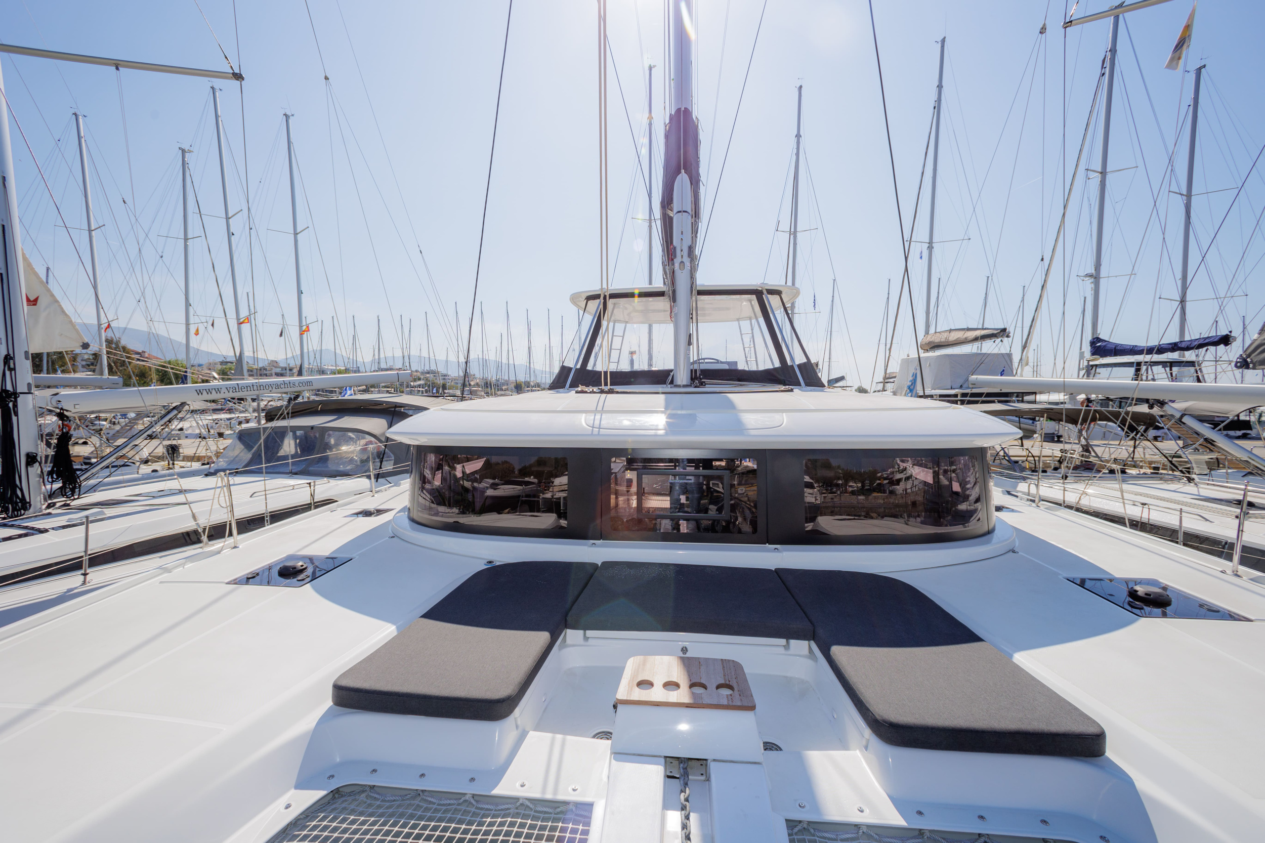 Lagoon 46 - 4 + 2 cab. — photo 8