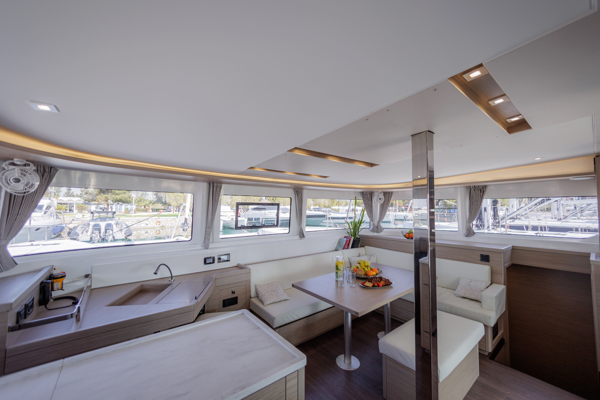 Lagoon 46 - 4 + 2 cab. — photo 15