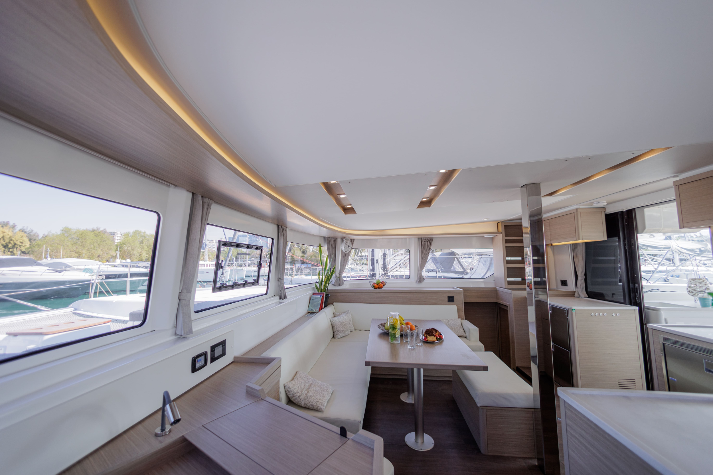 Lagoon 46 - 4 + 2 cab. — photo 16