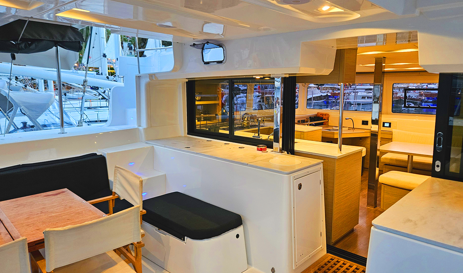 Lagoon 46 - 4 + 1 cab. — photo 2