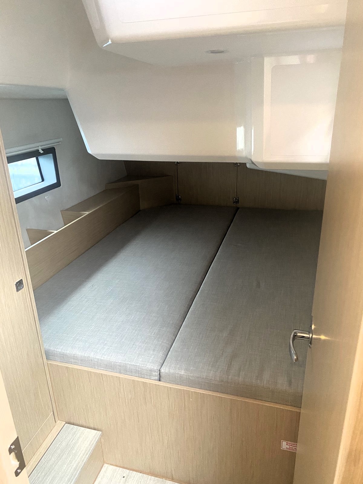 Bavaria C42 — photo 7