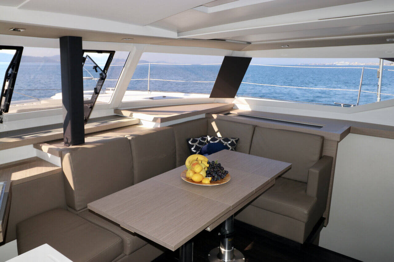 Fountaine Pajot Astrea 42 - 4 + 2 cab. — photo 8