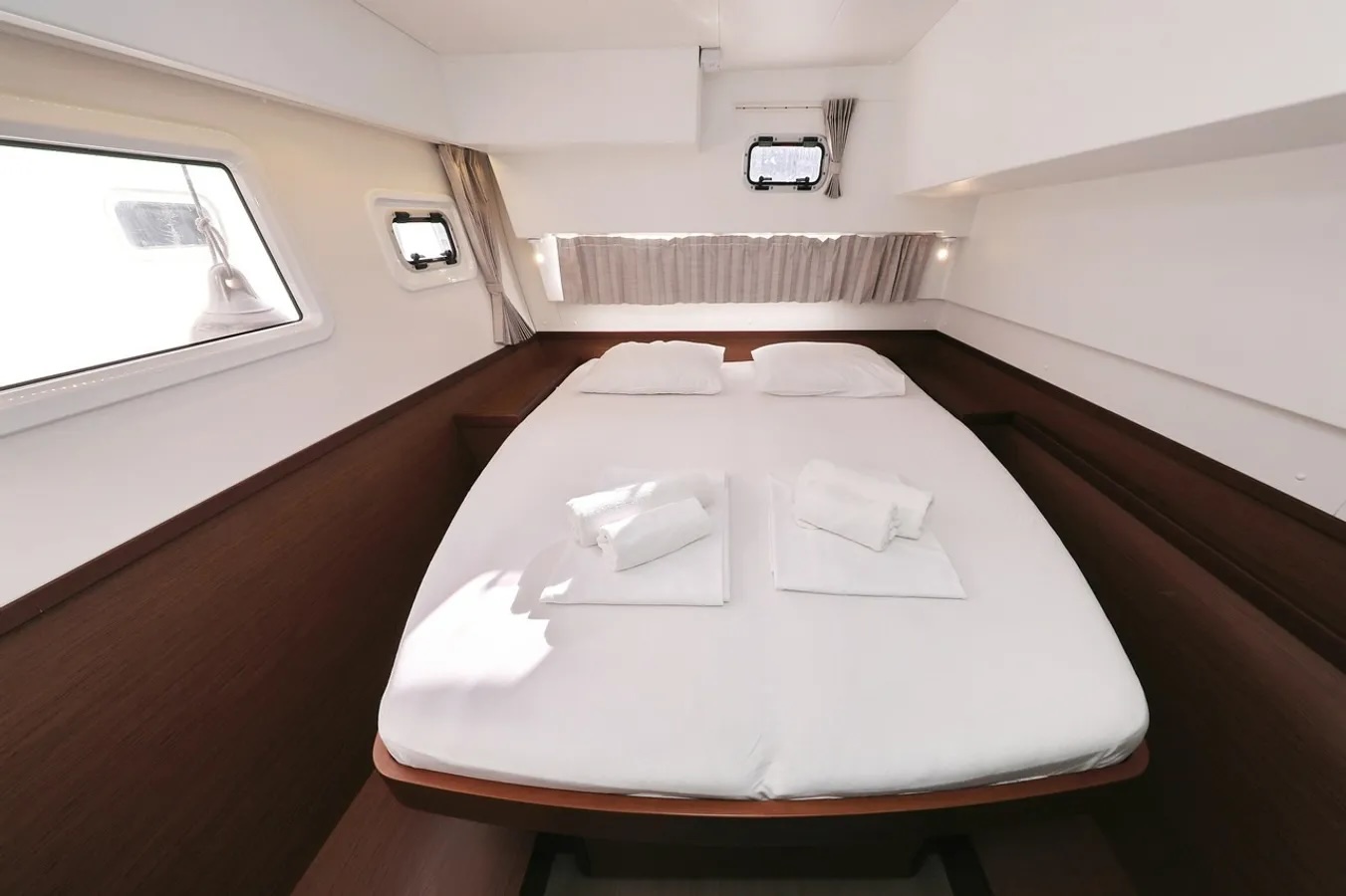Lagoon 42 - 4 + 2 cab. — photo 23