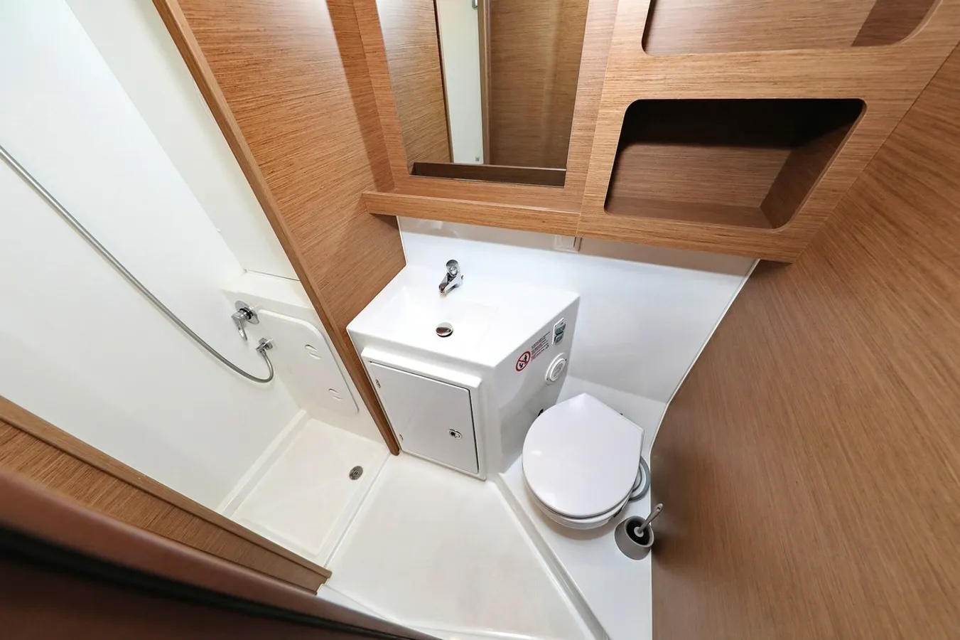 Lagoon 42 - 4 + 2 cab. — photo 27