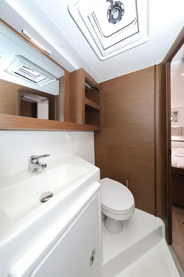 Lagoon 42 - 4 + 2 cab. — photo 29