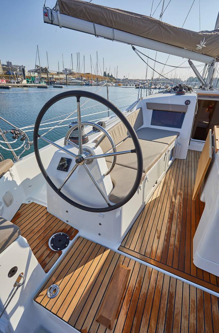 Sun Odyssey 410 - 3 cab. — photo 6