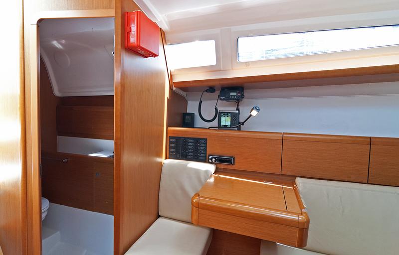 Sun Odyssey 33i - 2 cab. — photo 6