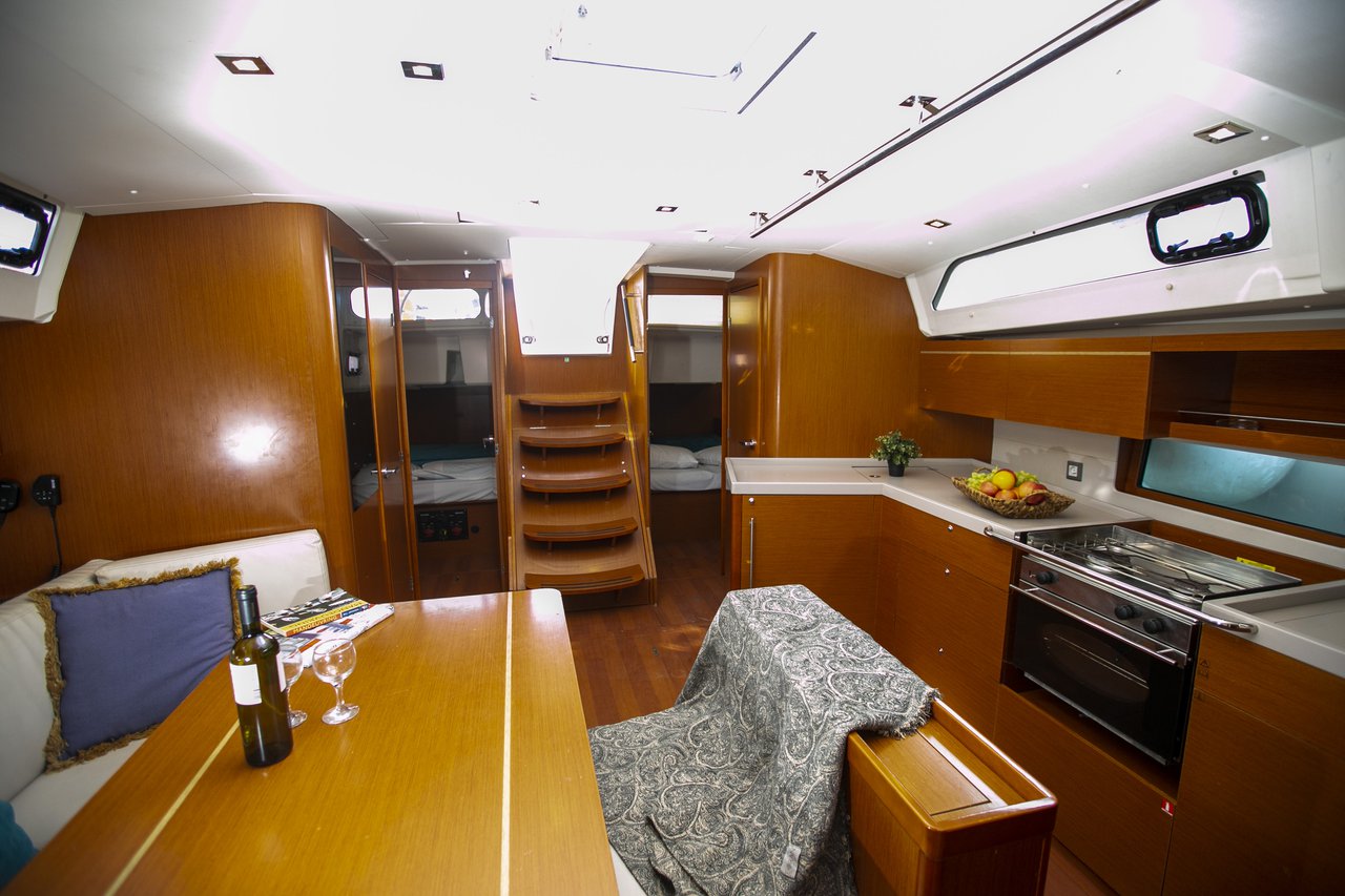 Oceanis 46.1 — photo 15