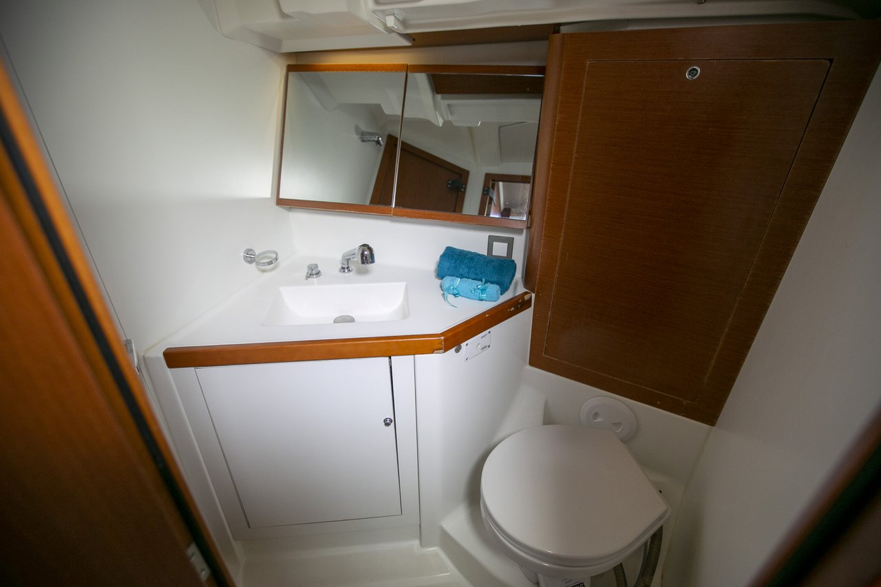 Oceanis 46.1 — photo 21