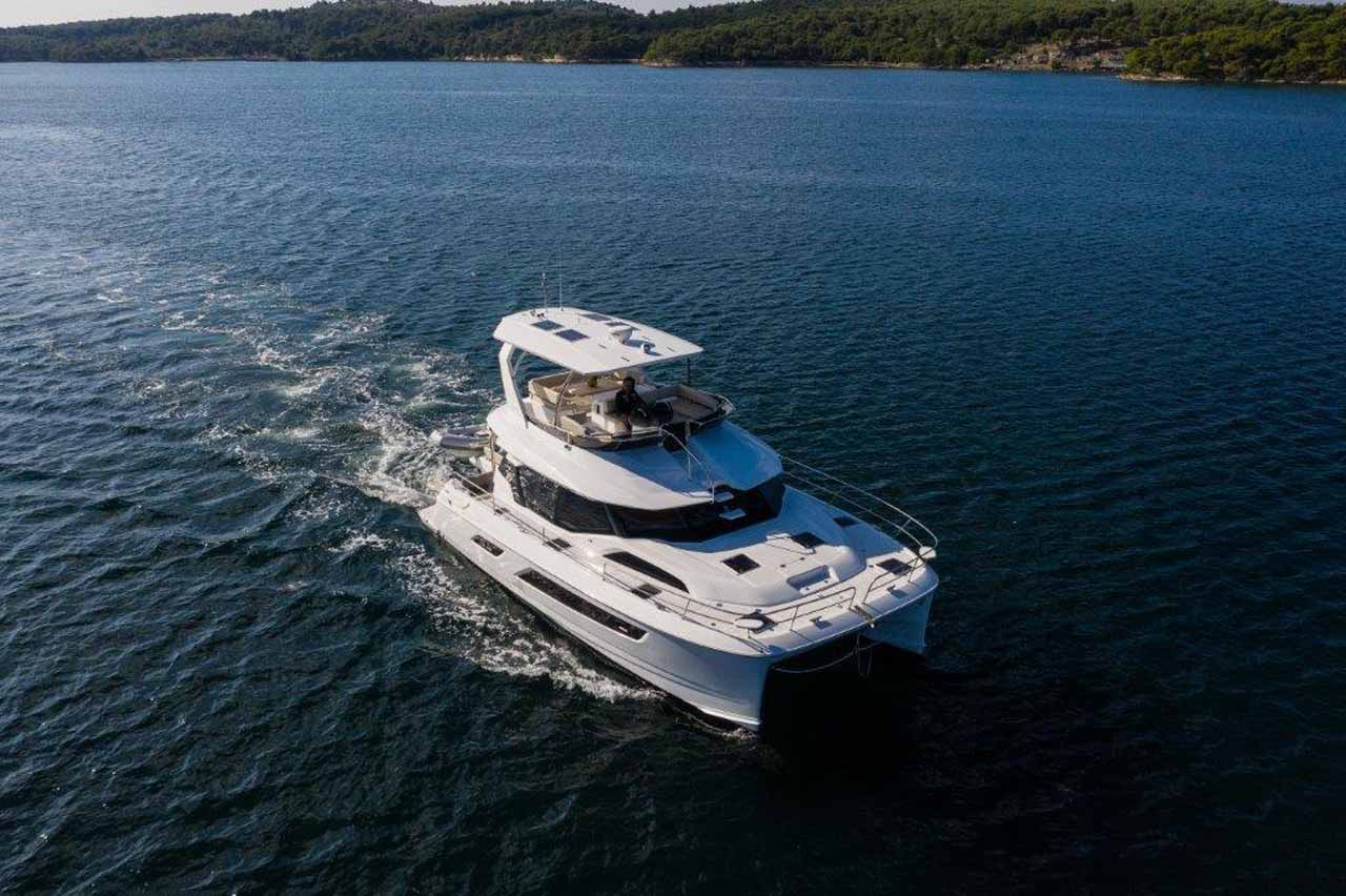 Aquila 44 — photo 1