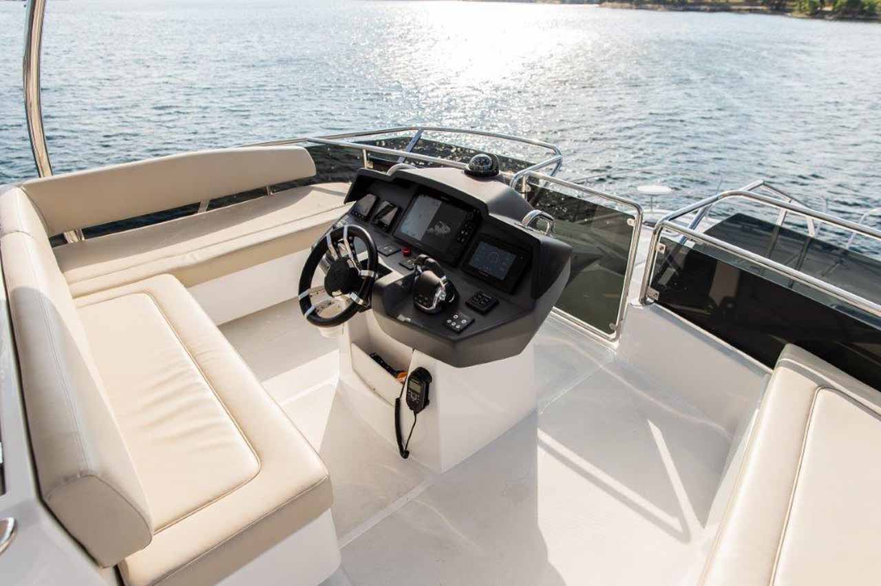 Aquila 44 — photo 16