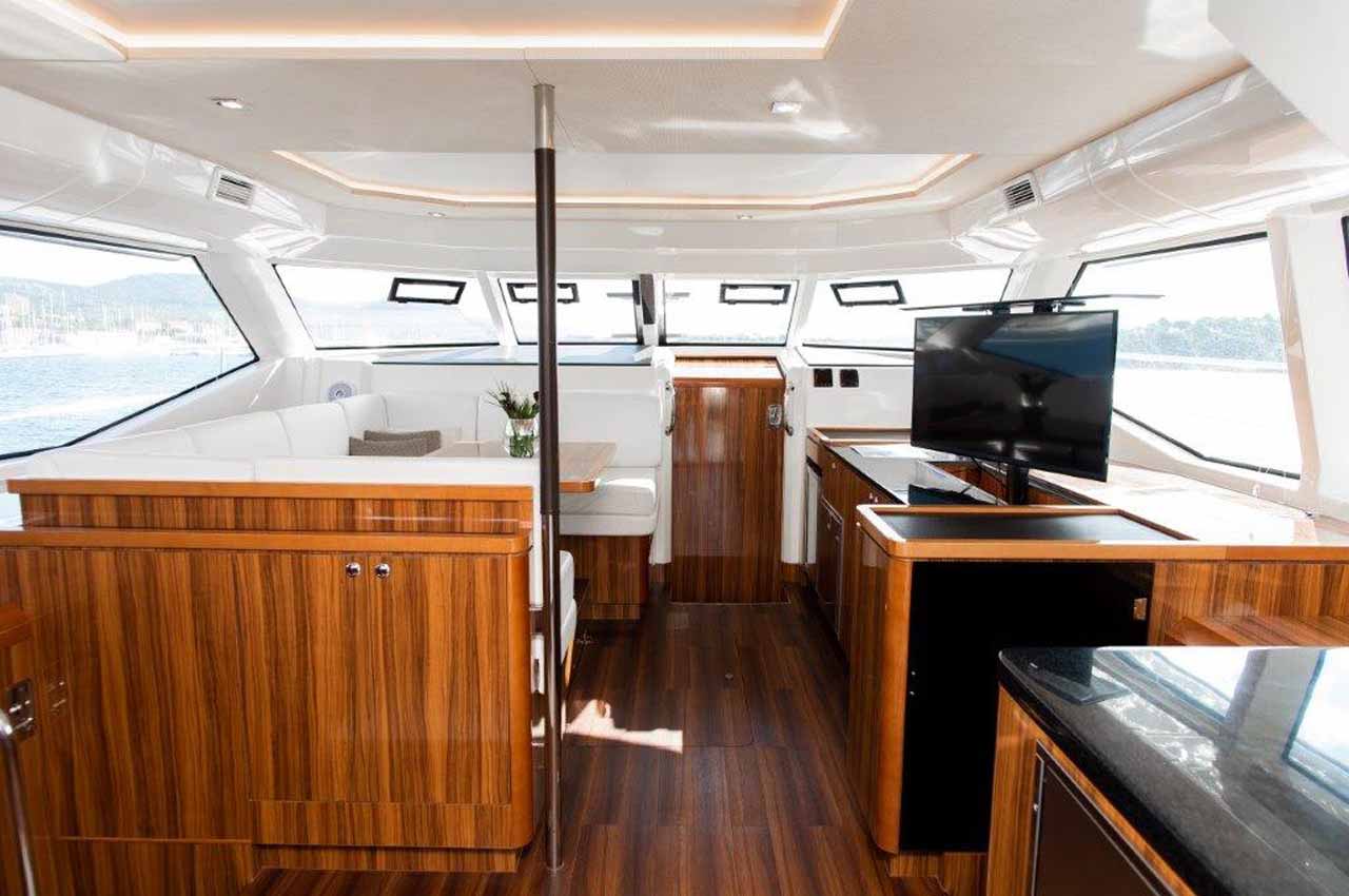 Aquila 44 — photo 20