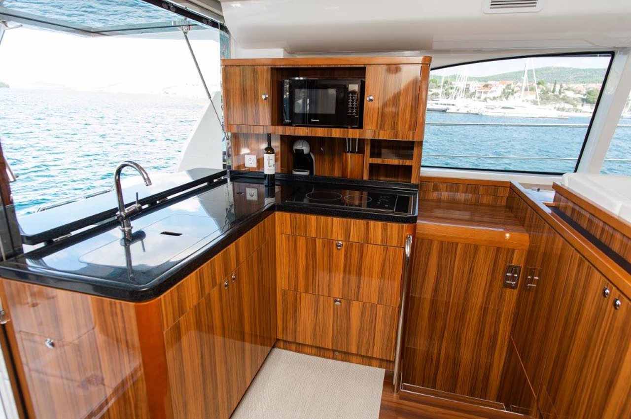 Aquila 44 — photo 23