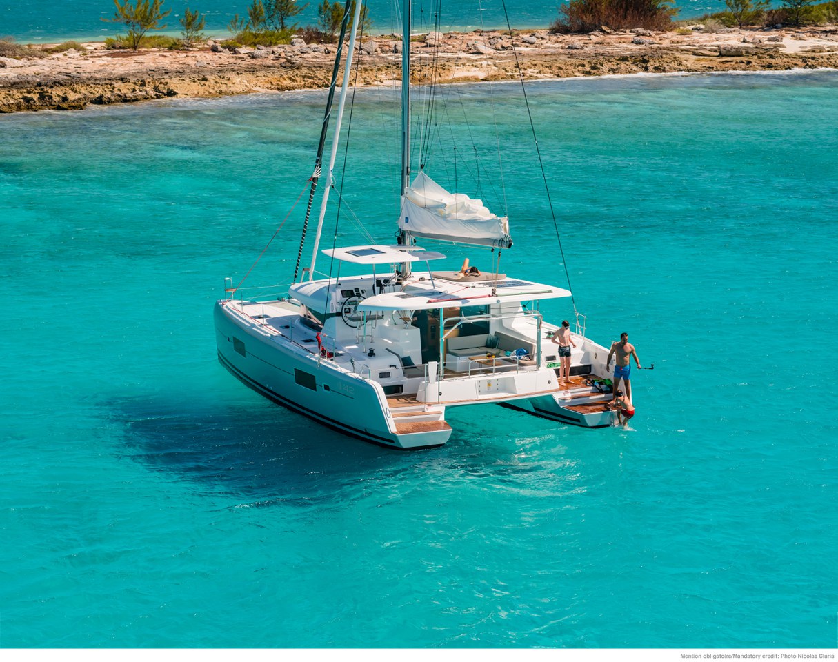 Lagoon 42 - 4 + 2 cab. — photo 7
