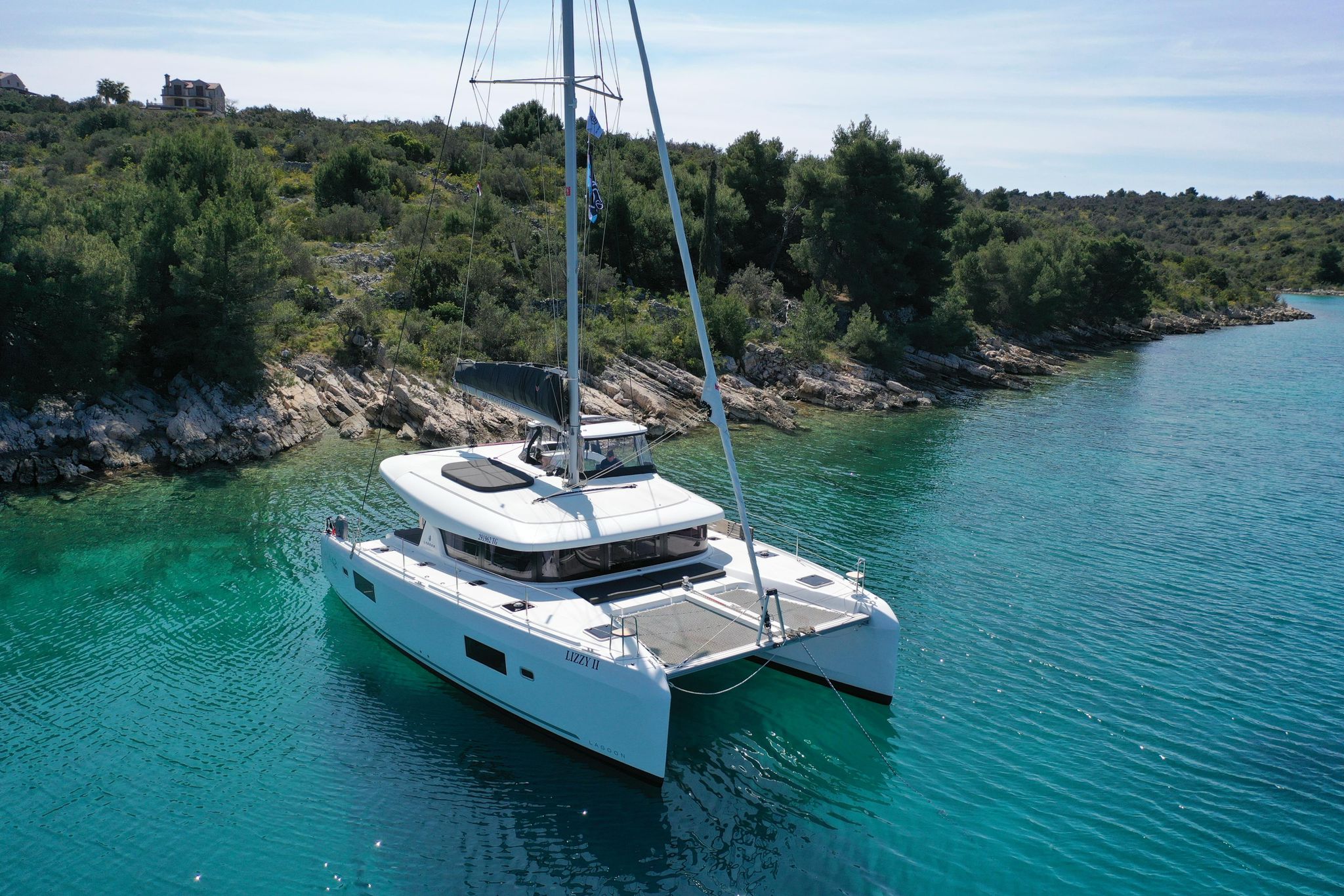 Lagoon 42 - 4 + 2 cab. — photo 6