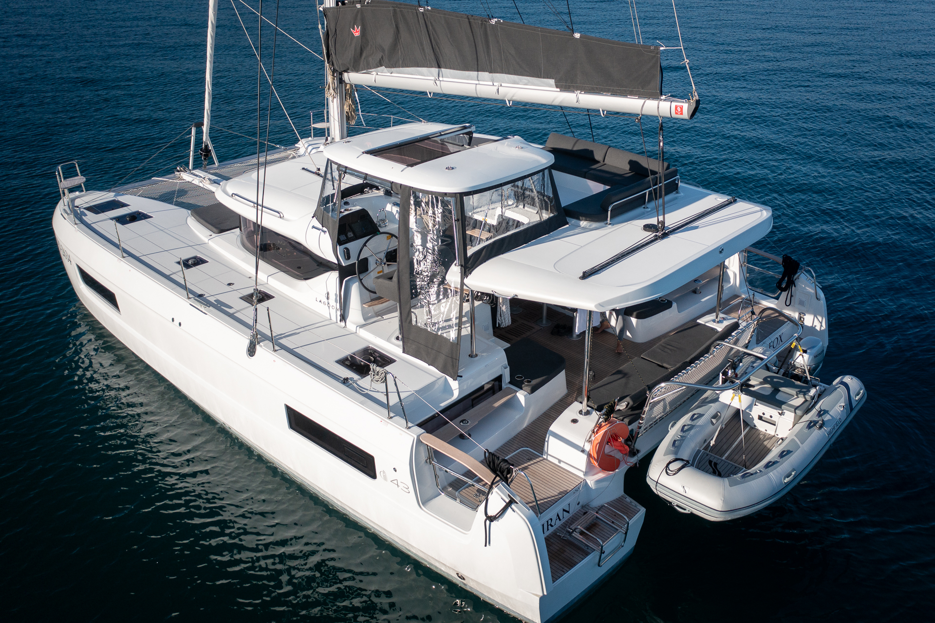 Lagoon 43 - 4 + 2 cab. — photo 9
