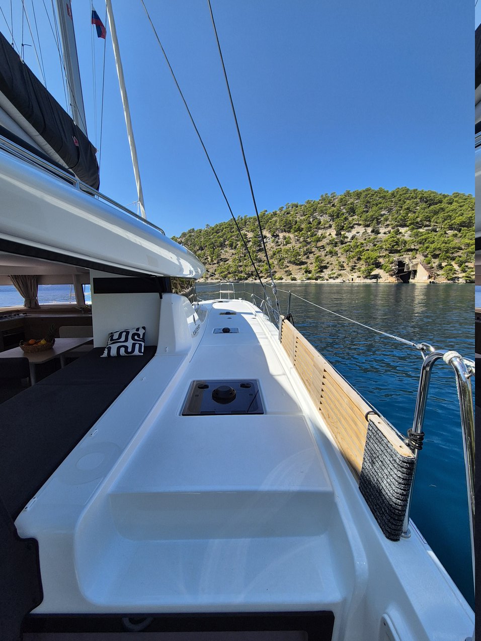 Lagoon 43 - 4 + 2 cab. — photo 10