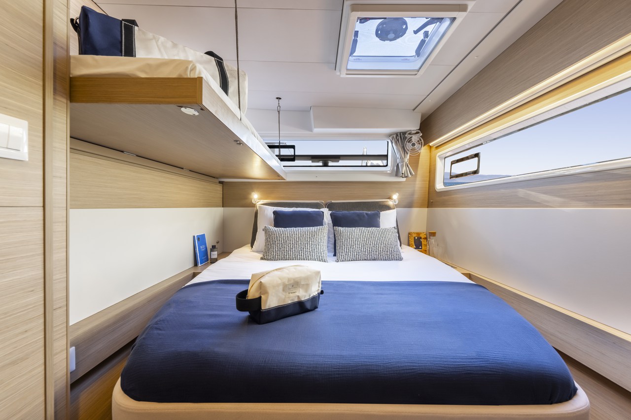 Lagoon 43 - 4 + 2 cab. — photo 17