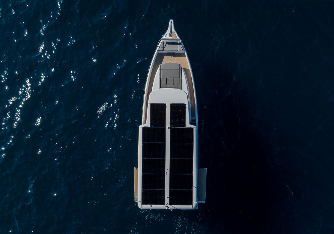 Island Cruising Boat - 4 + 1 cab. — photo 7
