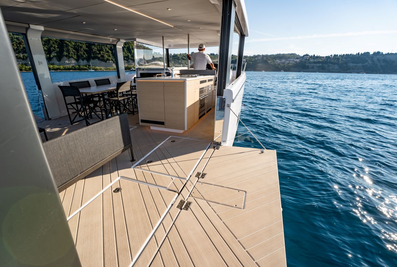Island Cruising Boat - 4 + 1 cab. — photo 10