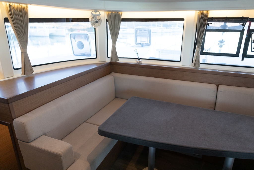 Lagoon 42 - 4 + 1 cab. — photo 10