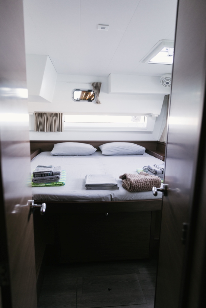 Lagoon 42 - 4 + 1 cab. — photo 11