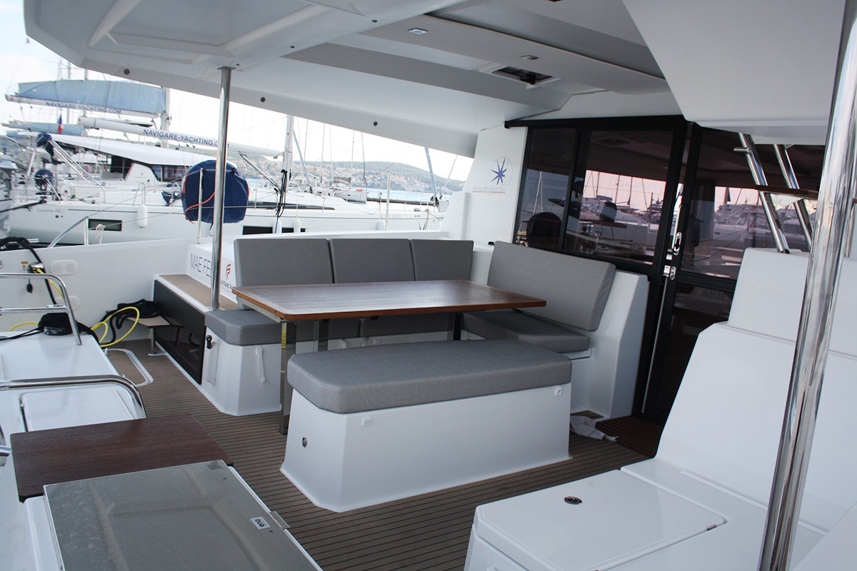 Fountaine Pajot Astrea 42 — photo 3
