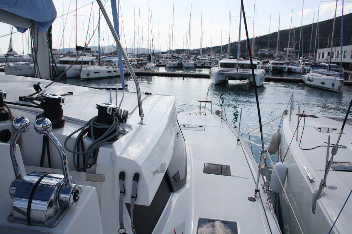Fountaine Pajot Astrea 42 — photo 5