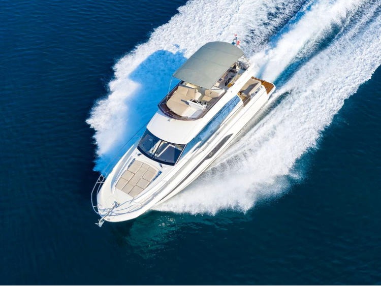 Prestige 520 Flybridge - 3 + 1 cab. — photo 12