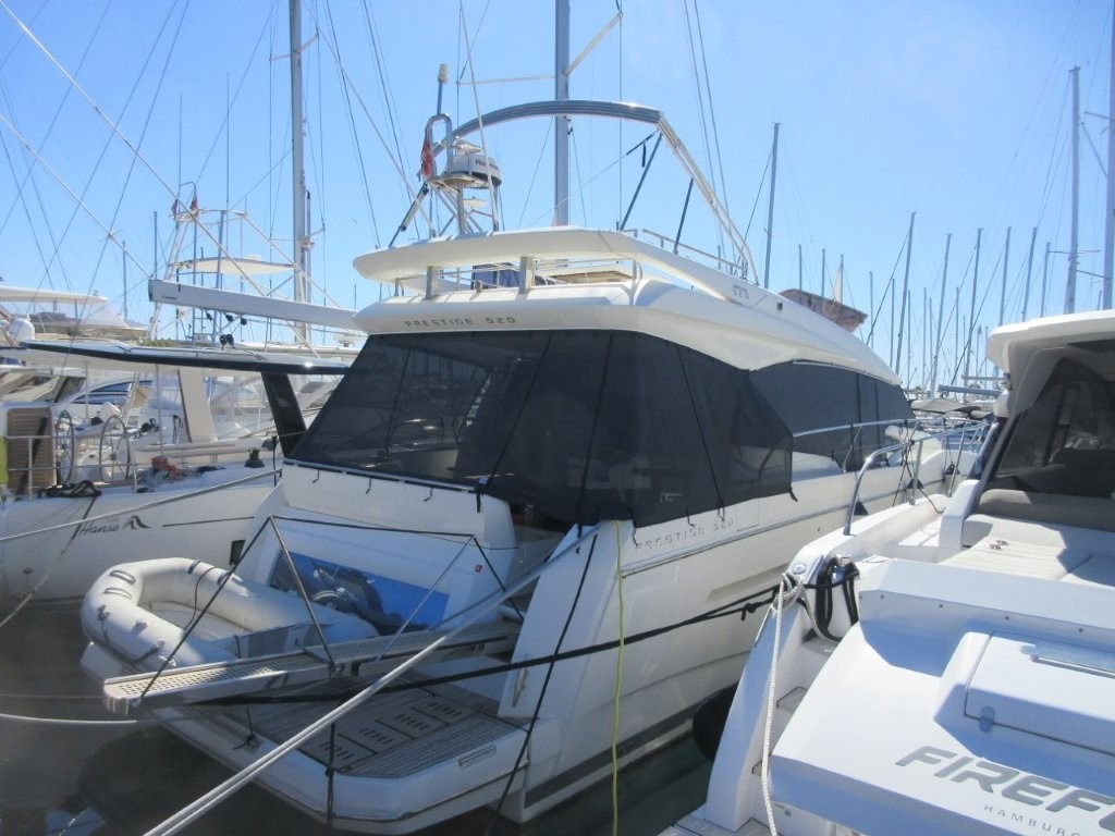 Prestige 520 Flybridge - 3 + 1 cab. — photo 19