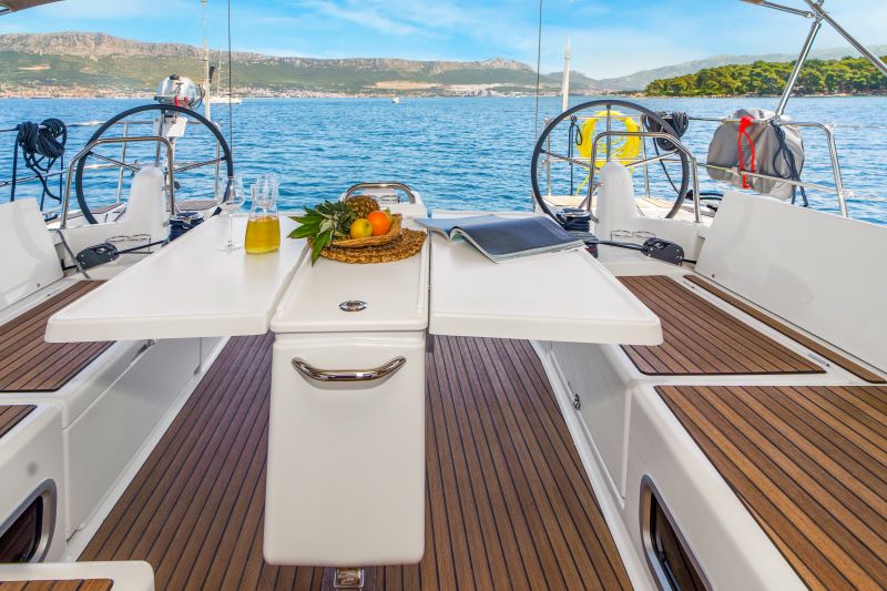 Sun Odyssey 490 - 5 + 1 cab. — photo 8