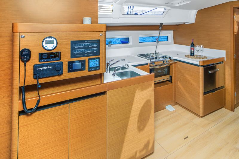 Sun Odyssey 490 - 5 + 1 cab. — photo 16