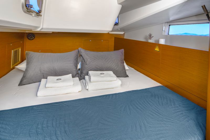 Sun Odyssey 490 - 5 + 1 cab. — photo 17