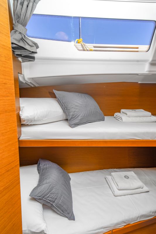 Sun Odyssey 490 - 5 + 1 cab. — photo 20